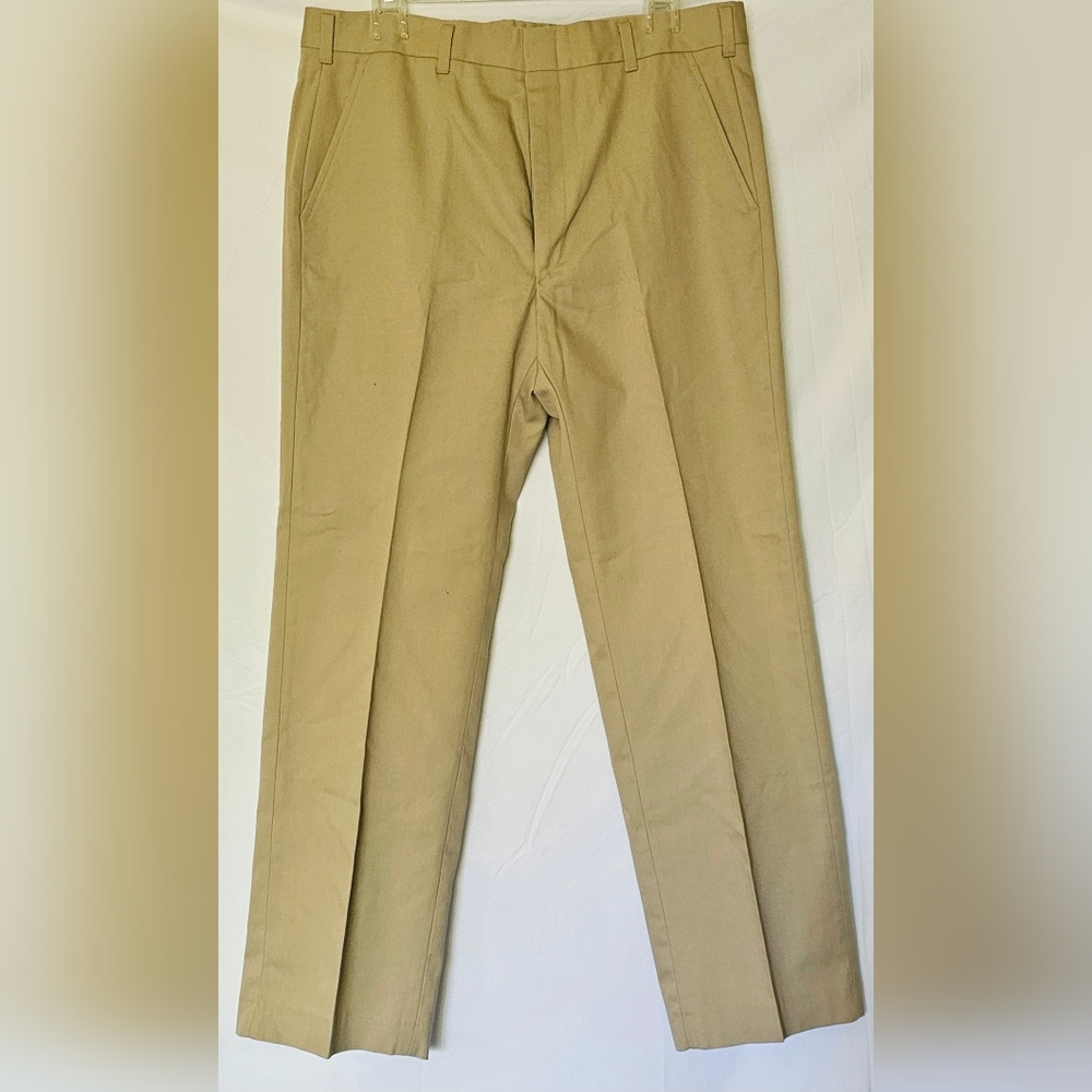 Mens Steeplechase By Hagger Classic Kaki Color Pants 34W × 30L